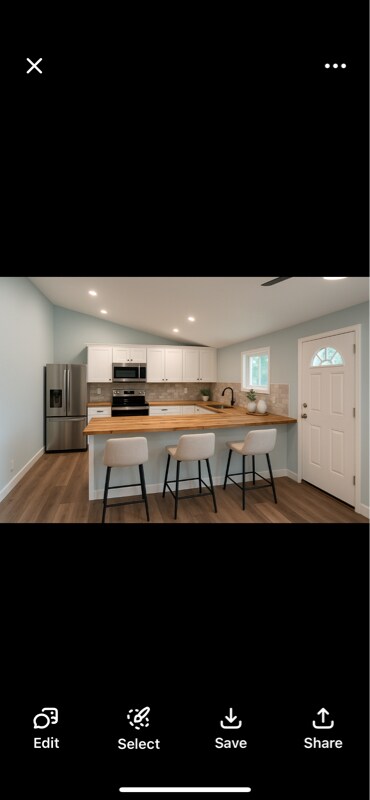 Building Photo - 1911 Capital St