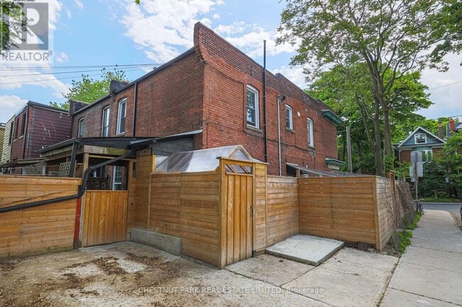 Building Photo - 253 Pape Ave
