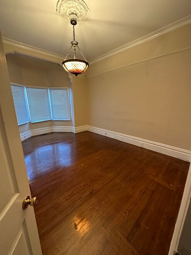 Foto del edificio - 1128 Peralta St