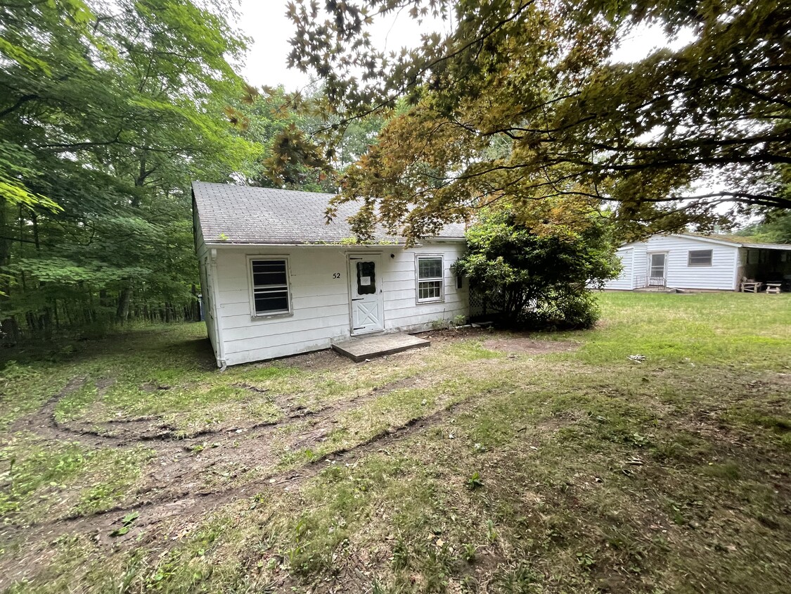 Primary Photo - 52 Coykendall Rd