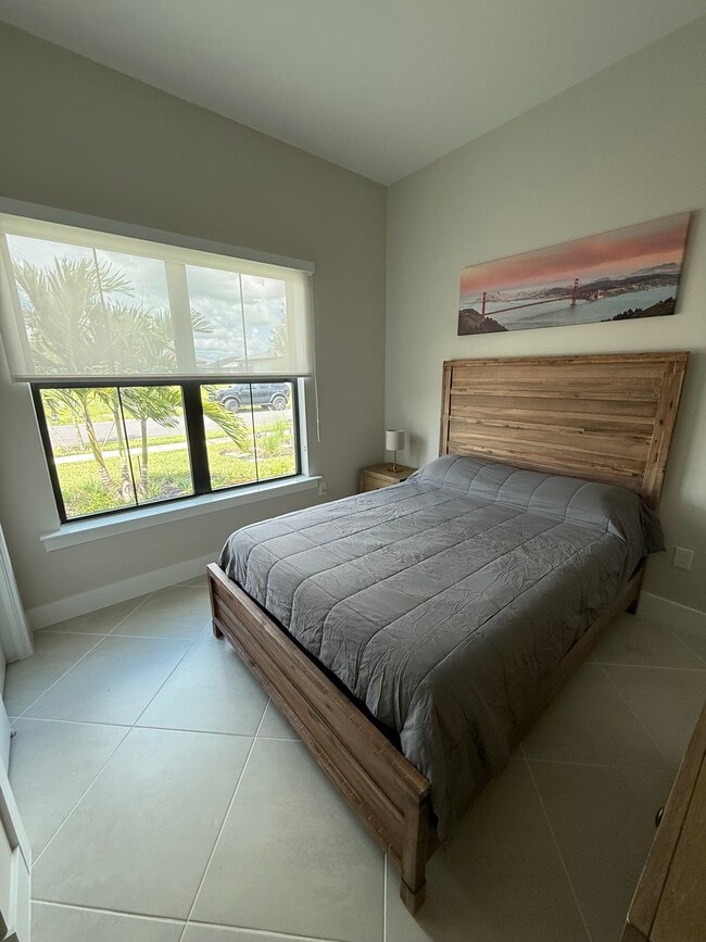 Building Photo - 4405 Annapolis Ave