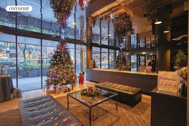 Foto del edificio - 220 E 60th St