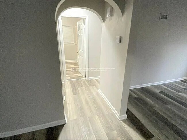 Foto del edificio - 5028 N 58th St