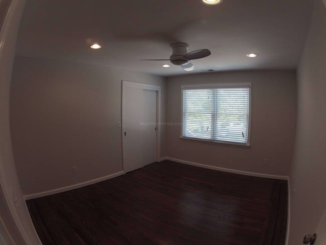 Foto del edificio - 267 Central Ave