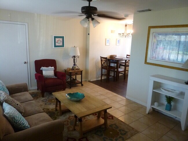Living Room - 212 Rockefeller Dr