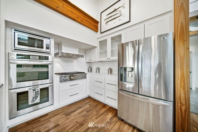 Foto del edificio - 37924 Hood Canal Dr NE