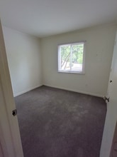 Building Photo - 600 Reusens Rd