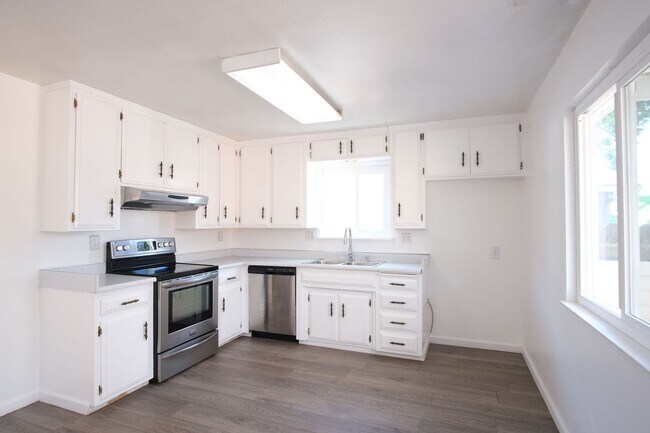 Foto del edificio - Charming residence for rent with perfect b...