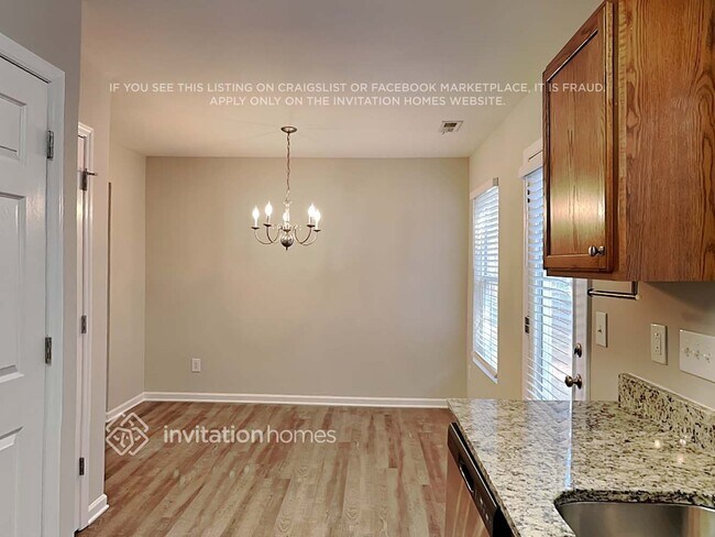 Foto del edificio - 738 Big Twig Ln