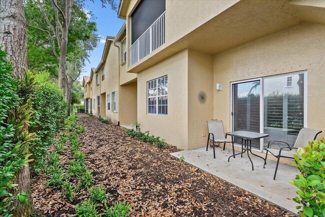 Foto del edificio - 160 Village Blvd