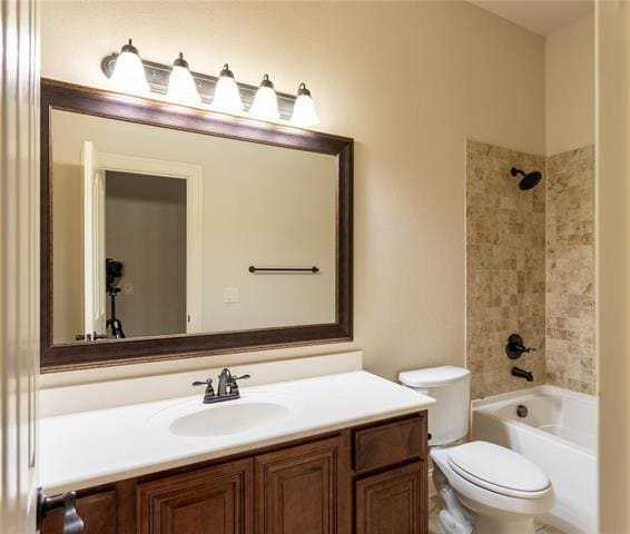 Building Photo - 2409 Lynbridge Dr