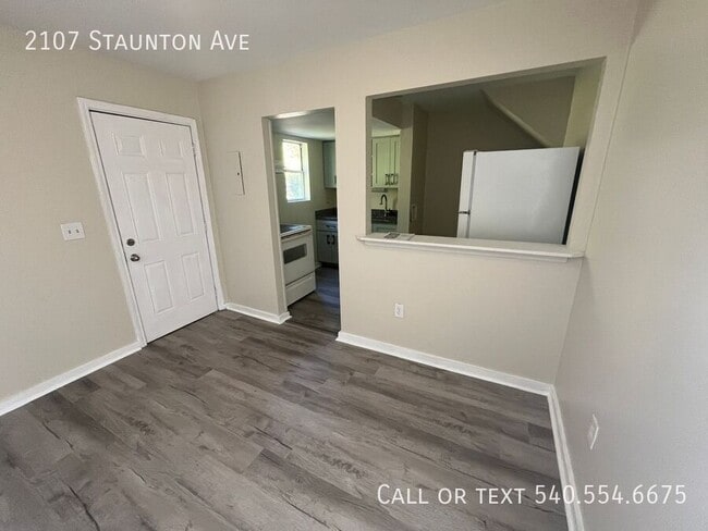 Building Photo - 2107 Staunton Ave NW