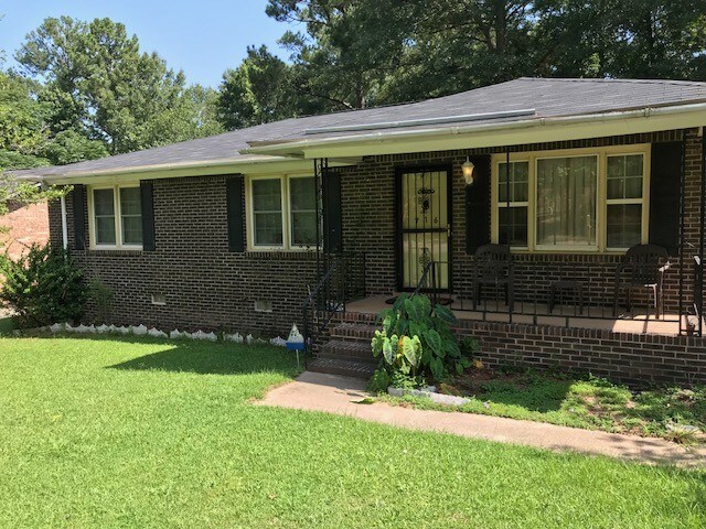 Foto del edificio - 716 N Highland Forest Dr
