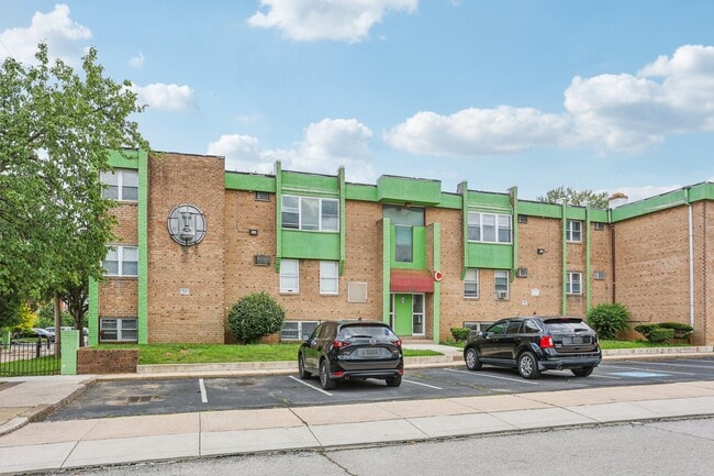 Foto del edificio - Marshall Square Apartments