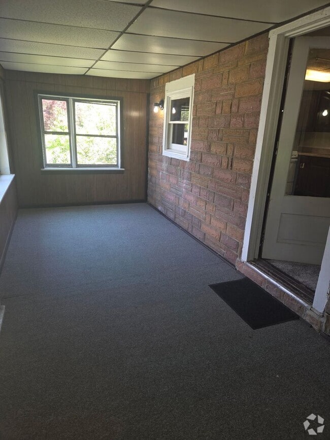 Building Photo - 1608 Beaumont Ave