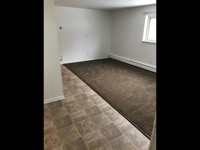 Foto del edificio - 1458 W 114th St