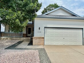 Building Photo - 348 Albion Way