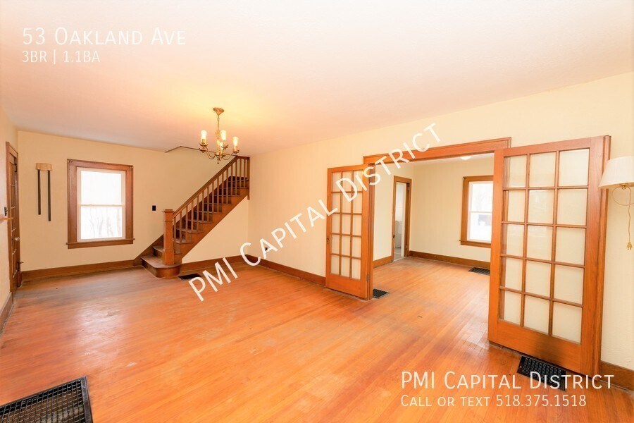 Foto principal - Beautiful, Two-Story House for Rent w/ 3 b...