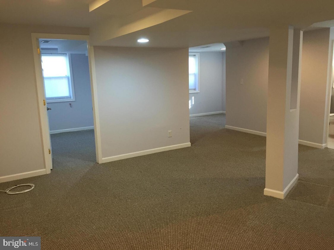 Foto principal - 1800 Republic Rd