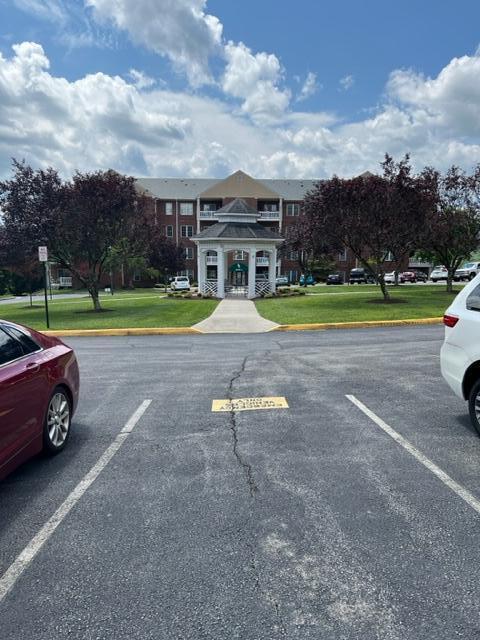 Foto del edificio - 4444 Pheasant Ridge Rd