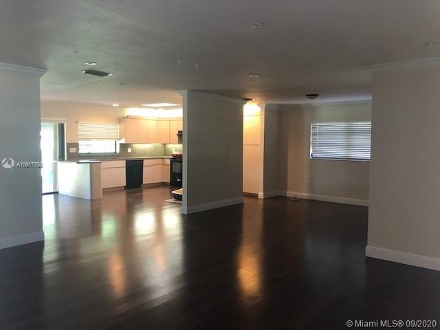 Building Photo - 1539 Flamingo Ct
