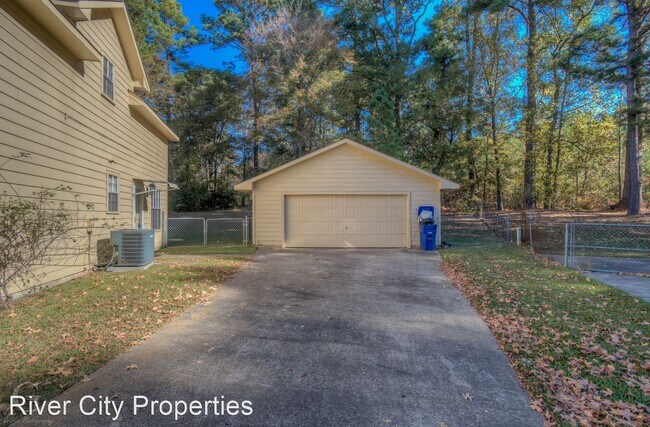 Building Photo - 4 br, 2 bath House - 9401 ROYALTON DRIVE -...