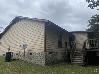 Building Photo - 921 Odom Dr