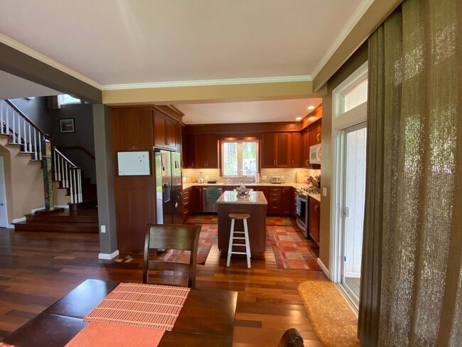 Building Photo - Beautiful and secluded 5 bed Kapahi home