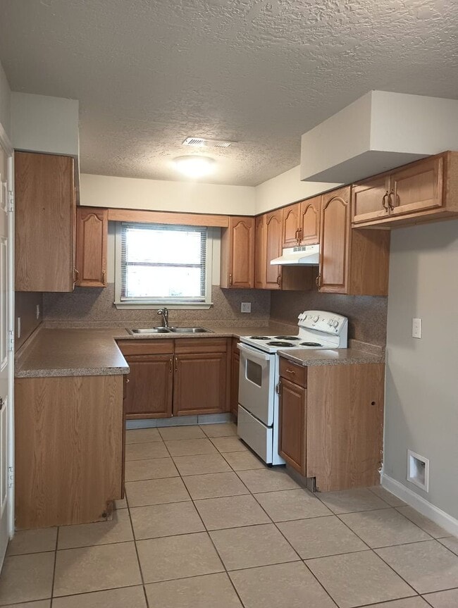 Foto del edificio - Cozy 2 bed / 1 bath - Move in Ready!