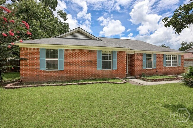 Building Photo - 110 Laurelwood Dr
