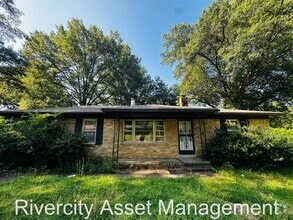Building Photo - 2035 Gayle Ave