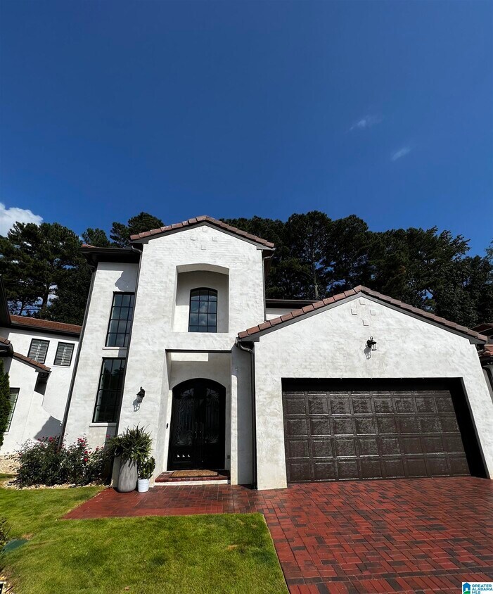 Primary Photo - 3761 Villa Dr