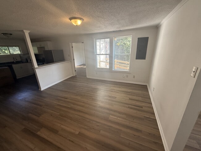 Foto del edificio - 803 Moss St