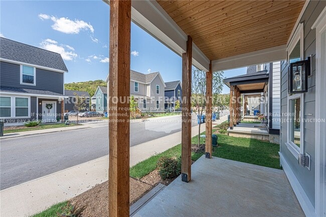 Building Photo - 1030 S Laramie Hts