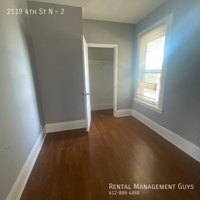 Foto del edificio - 3 Bedroom Duplex! Rent Ready! Section 8 Fr...