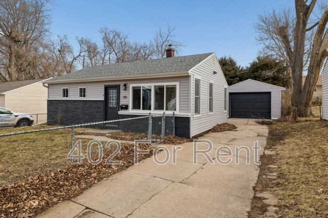 Photo - 3111 S 40th St House