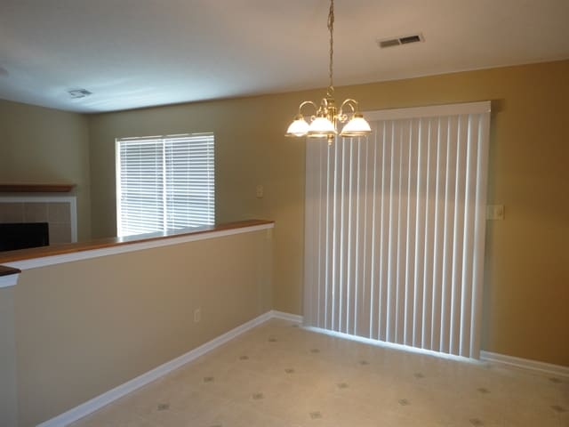 Foto del edificio - 1903 E Maple Park Dr