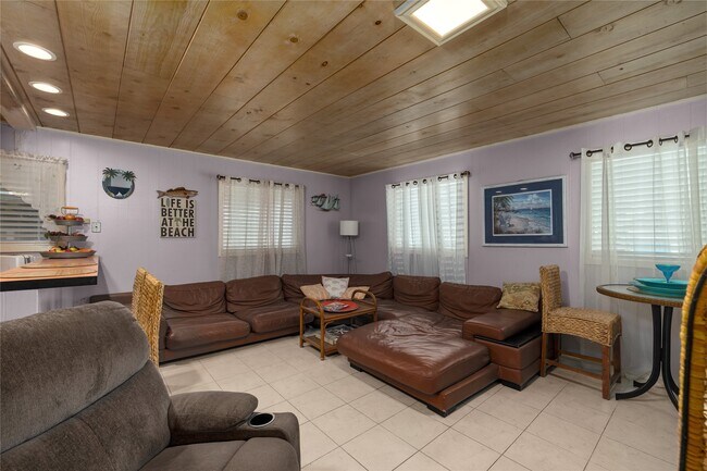 Foto del edificio - 2615 Gulf Blvd