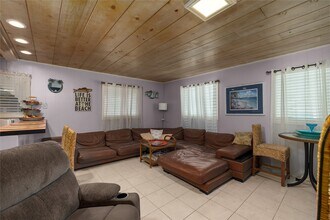 Building Photo - 2615 Gulf Blvd