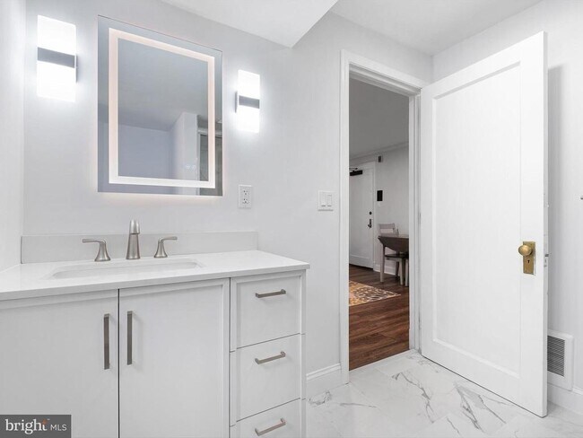 Foto del edificio - 1305 N Broom St