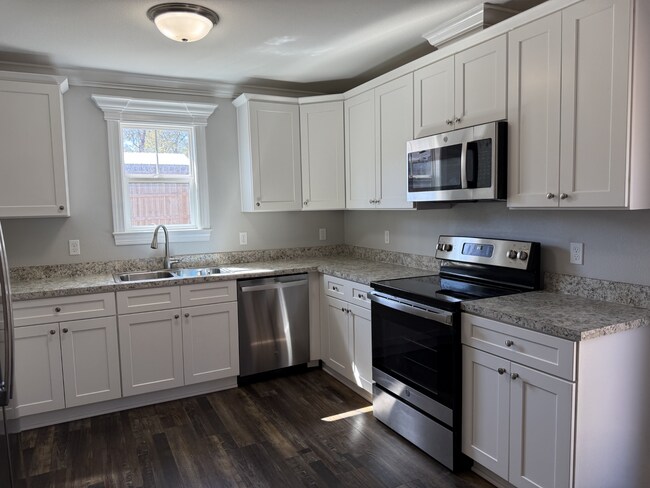 Foto del edificio - 120 Lance Ln