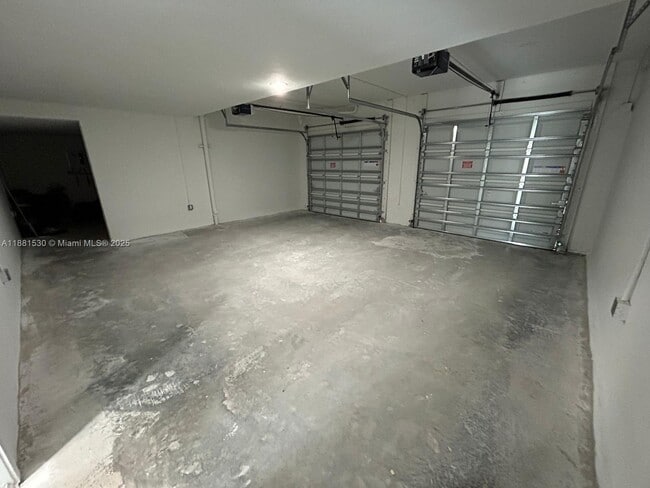 Building Photo - 14608 SW 261st Ter