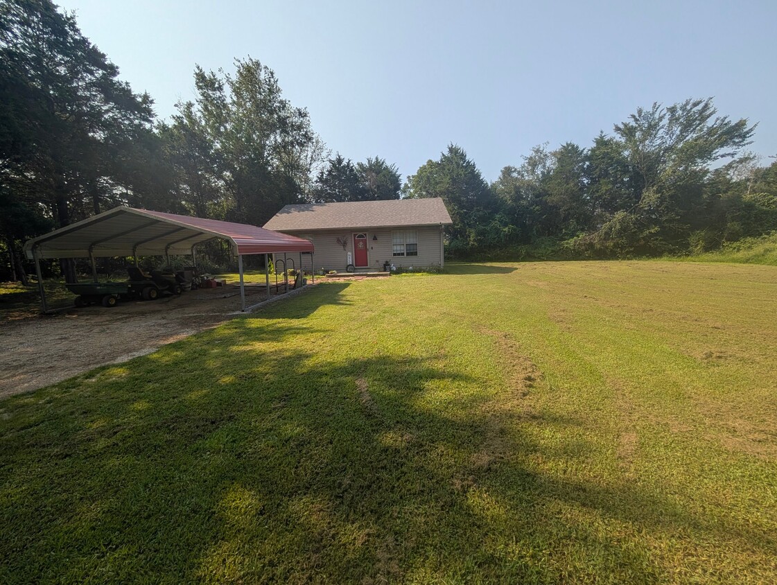 Building Photo - 497 Ripley 142e
