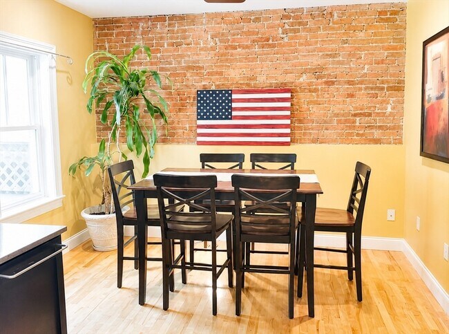 Foto del edificio - 764 E 6th St