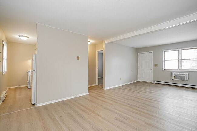 Foto del edificio - 207 N Madison Rd