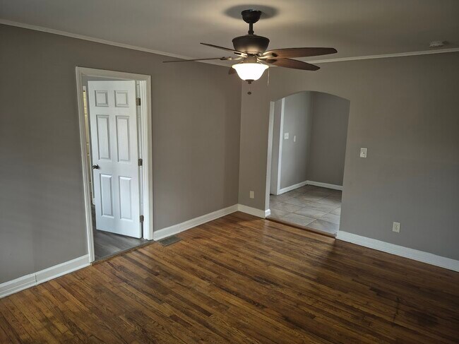 Foto del edificio - 4108 Edwards Rd