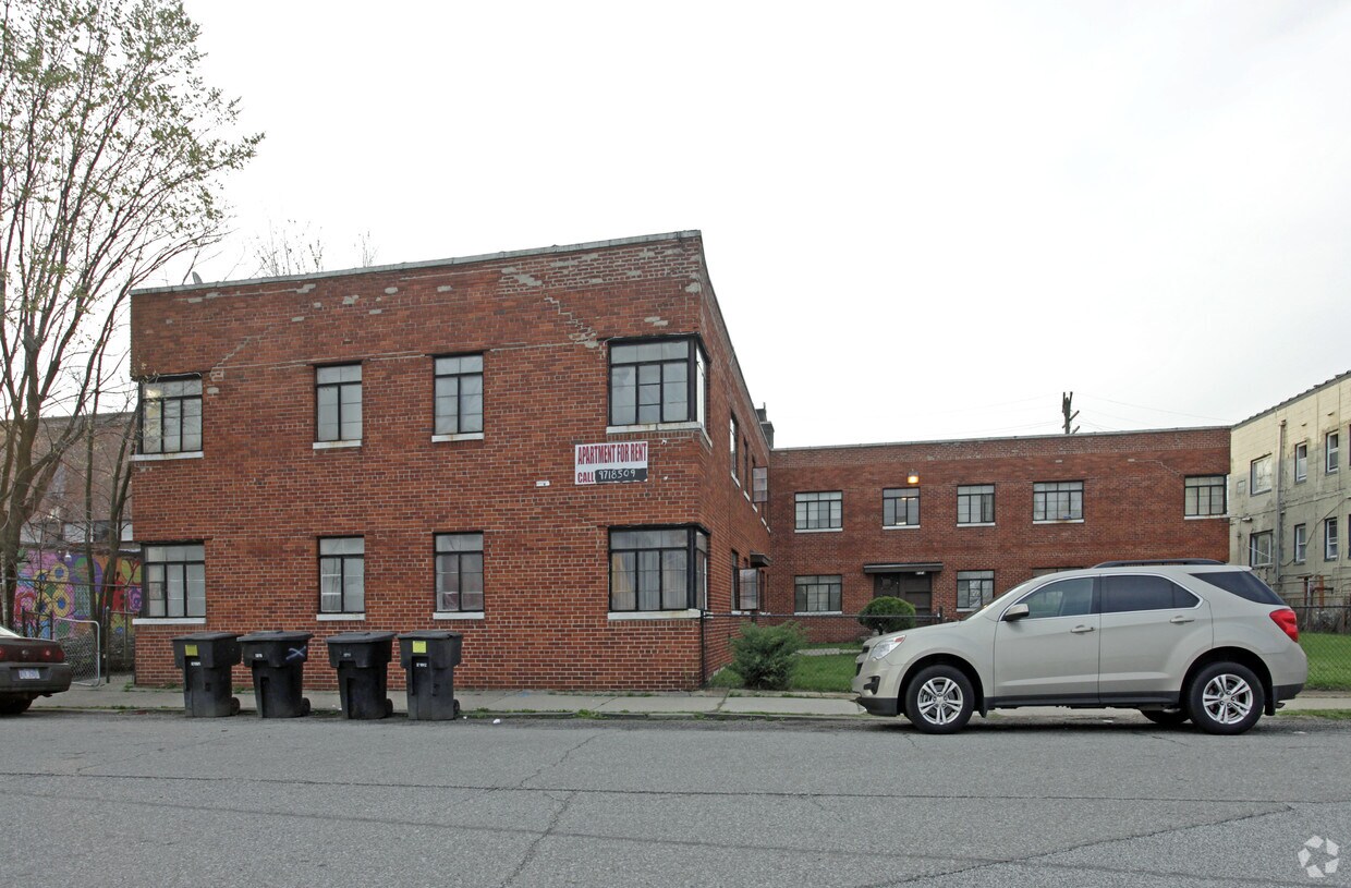 Primary Photo - 2818 Benson St