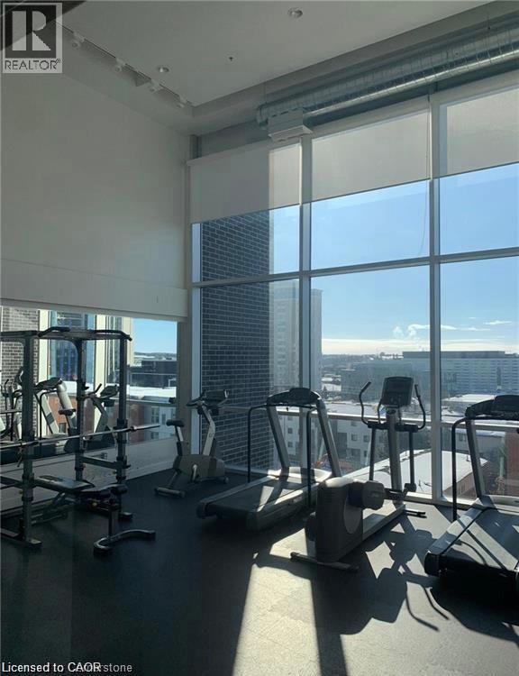 Building Photo - 280 Lester St