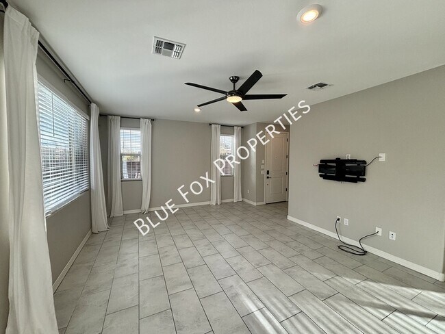 Foto del edificio - 1048 E Descent St