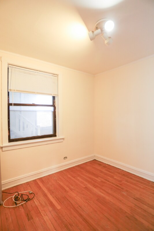 Foto del edificio - 429 Custer Ave